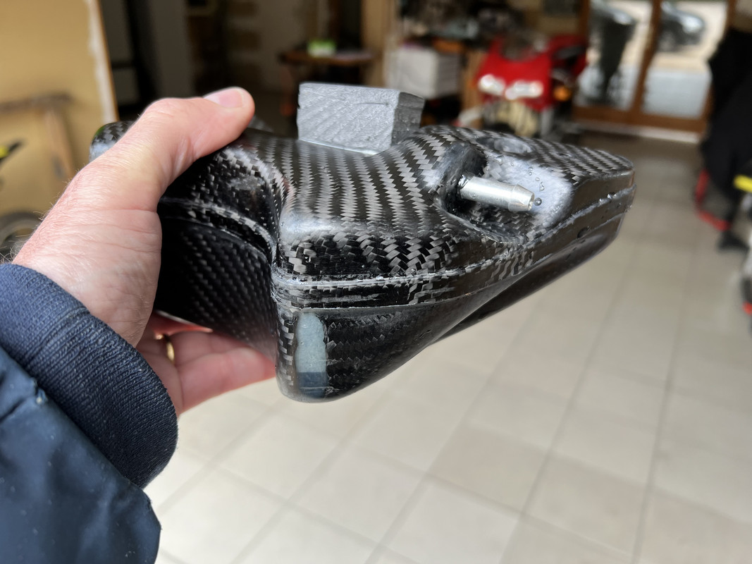 5BA3B2CE-5F8D-4C29-95F1-CBE1635B0EBD