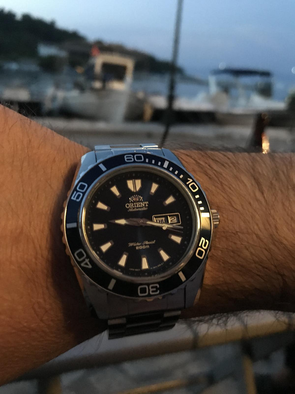 1E88EC40-6A70-4D09-A5B9-92041DEE9829