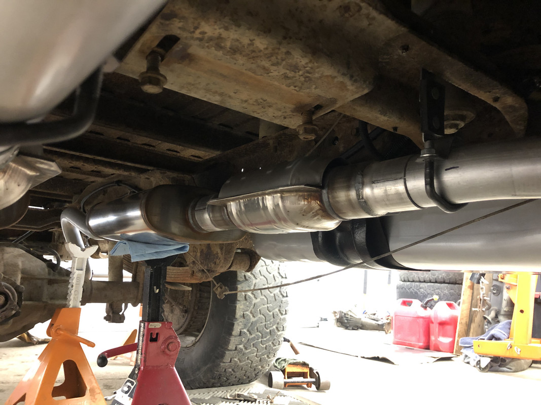 63965225-9CAA-49E5-9224-2FE41CF41DDF