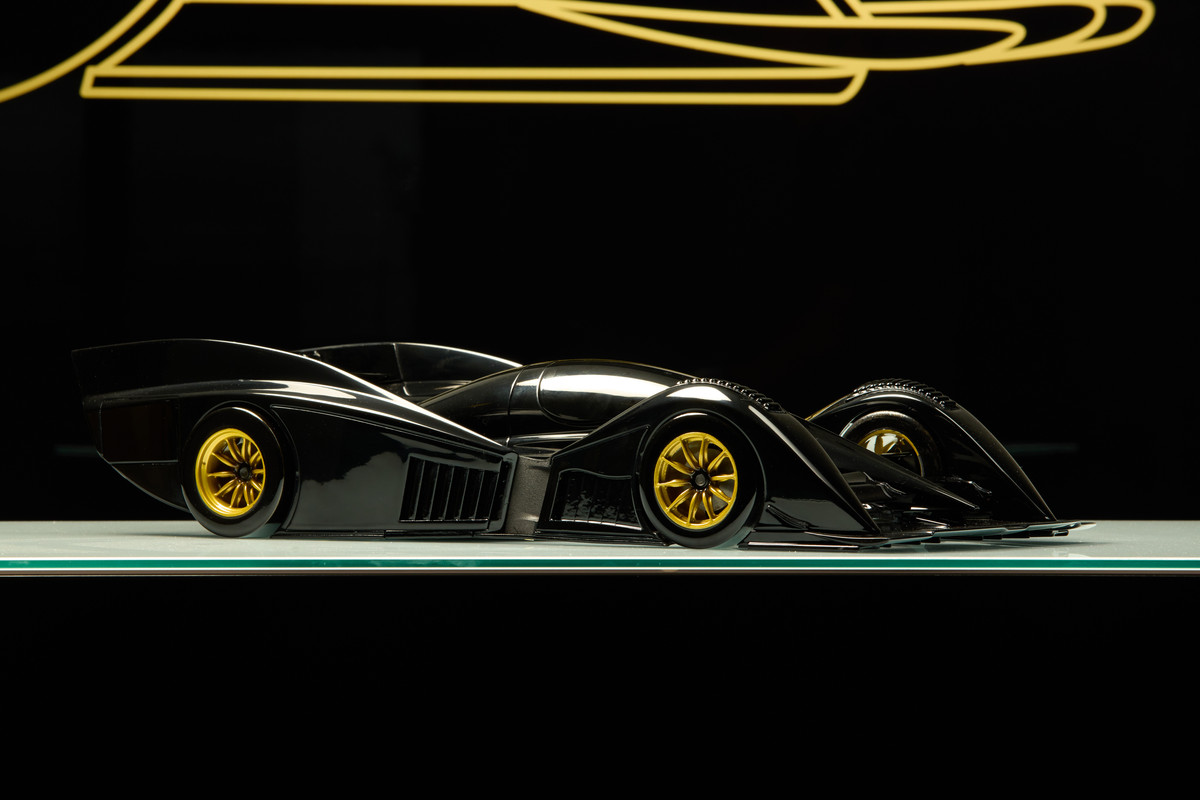Rodin_Cars_officially_announce_1200_HP_sub-700kg_track_hypercar_the_FZERO_(diecast_model_pictured)_i