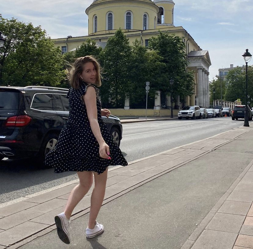 7247A261-235D-4937-AD46-110B6D679577