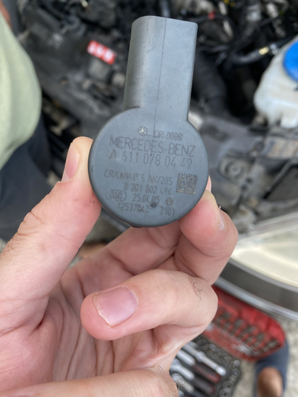 F3533C85-371E-4195-8534-24D45915DCD8