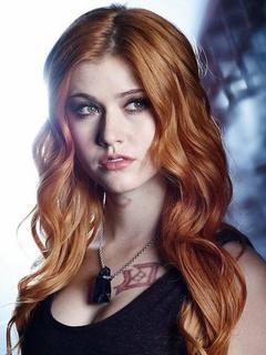 Katherine-Mc-Namara-als-Clary.jpg