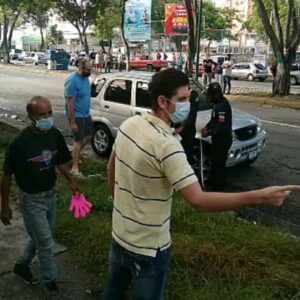 (Imágenes) Prima enchufada de Guaidó chocó en estado de ebriedad su camioneta de 60 mil dólares en Barquisimeto Whats-App-Image-2021-06-29-at-1-06-18-PM-300x300