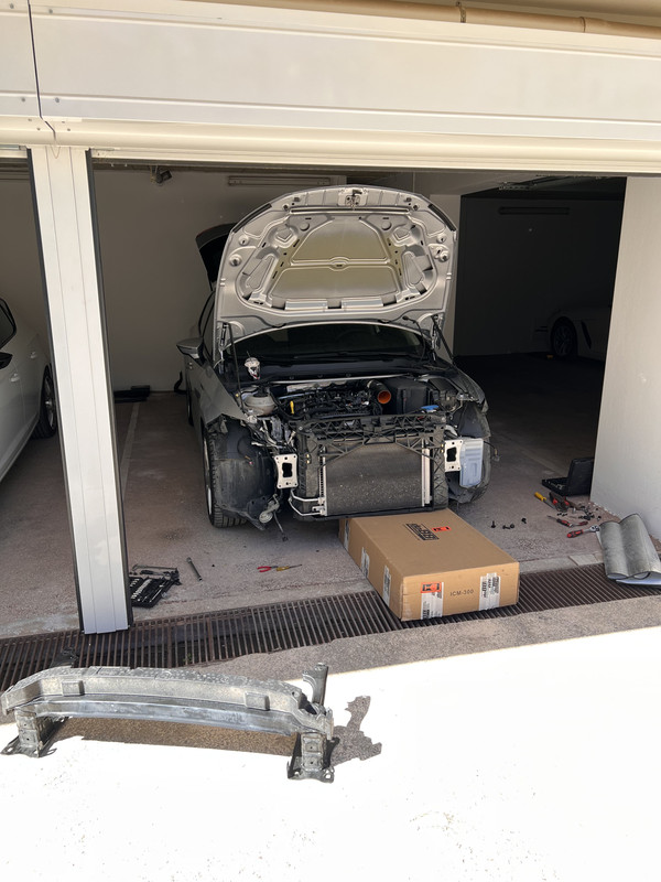 6BDE84DB-6040-4D8F-B4A8-29AE14C180AC