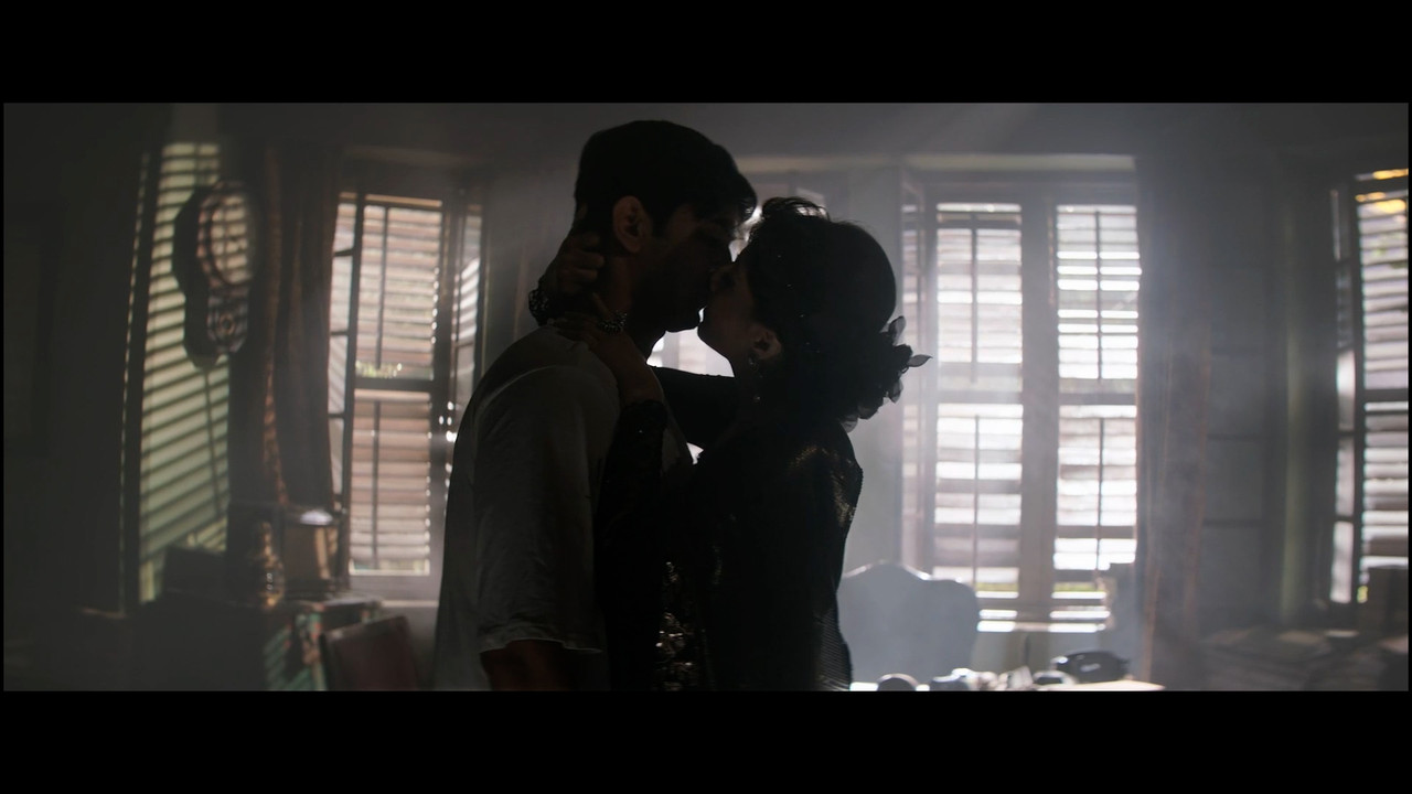 Swastika.Mukherjee_Detective.Byomkesh.Bakshy.00_03_18_13.Still017