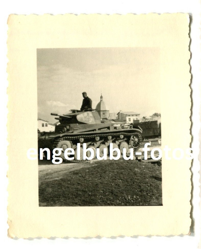 FOTO PANZER Deutscher Panzer II im Einsatz Balkenkreuz Selt Ausführung