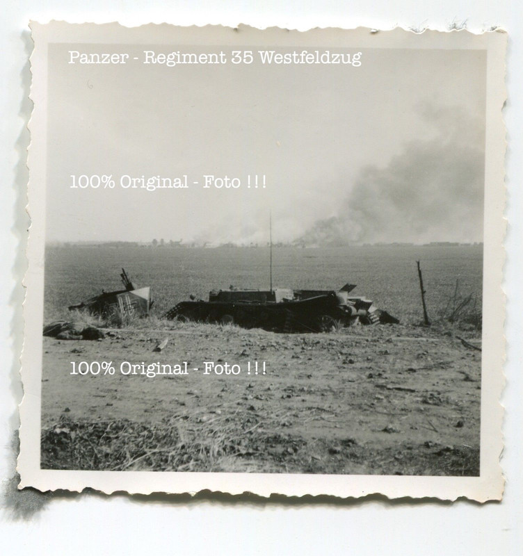 Foto Panzer Rgt. 35 Frankreich Zerstörter deutscher Panzer Turmnummer Kampf