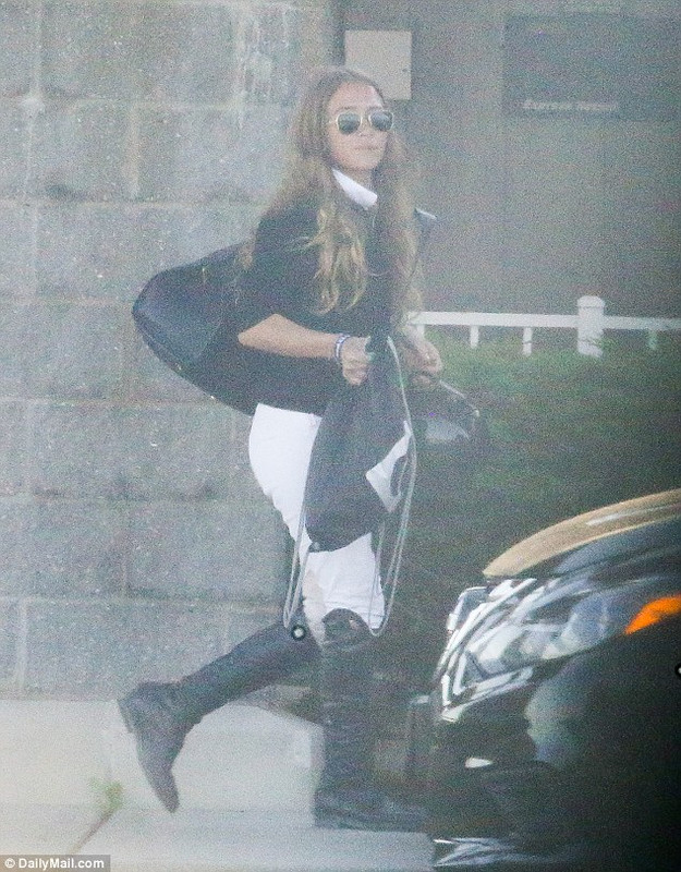 50D33F5900000578-0-image-a-15_1538268607740