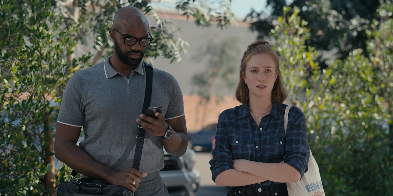 Hacks.(2021).S01E03.A.Gig’s.A.Gig.1080p.10bit.BluRay.AAC5.1.HEVC-Vyndros.mkv_snapshot_11.15_[2022.07