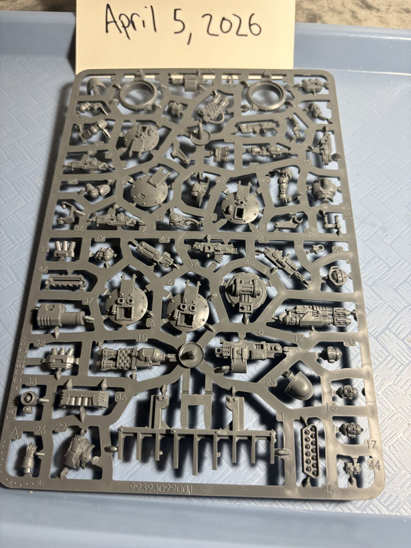 Tanks Bits on Sprues 14