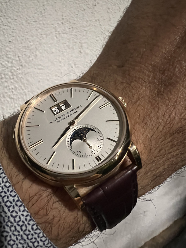 8EEE5ED8-A590-447E-AF23-B9BC3F490838