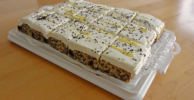 Kirsch – Eierlikör – Blechkuchen mit Schmand – Sahne | Einfach Nur Lecker