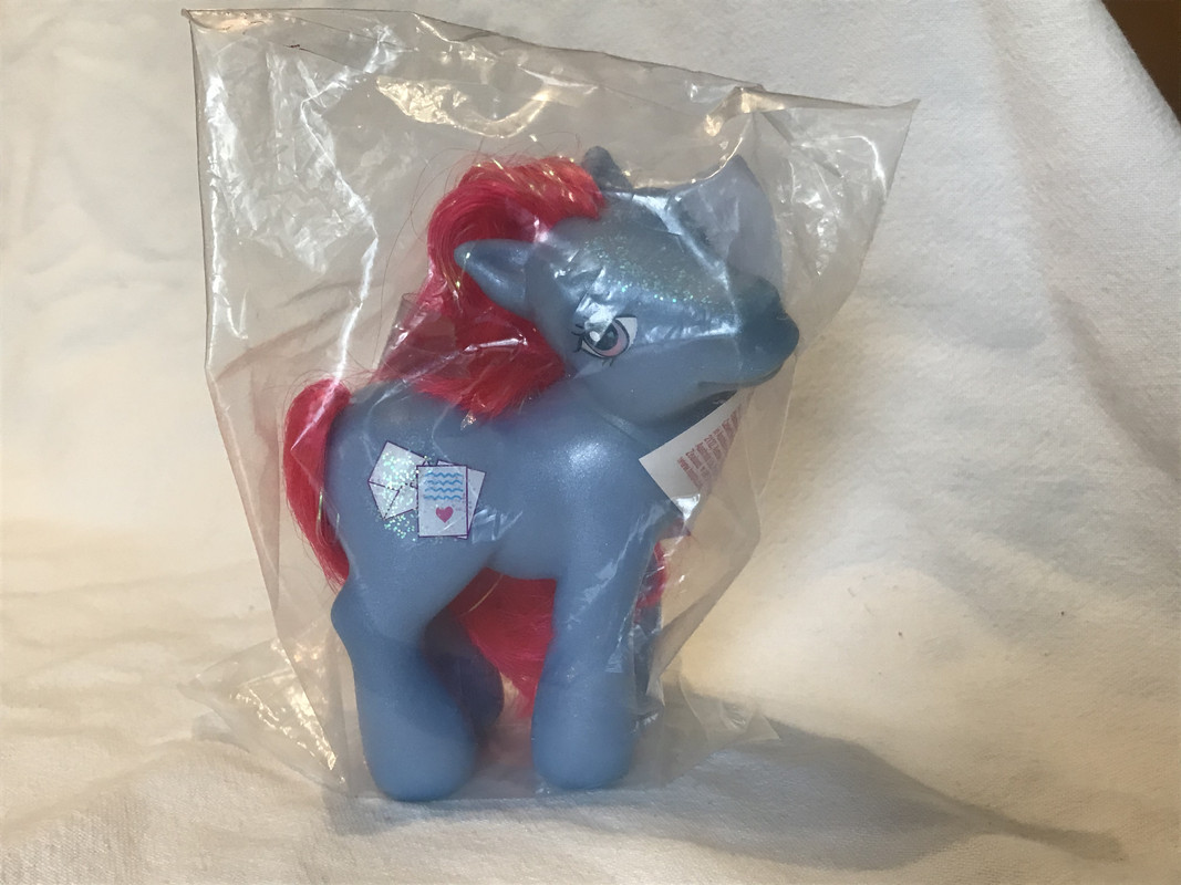 A7FFA863-27B2-4549-AEB9-FEE81900DCB3