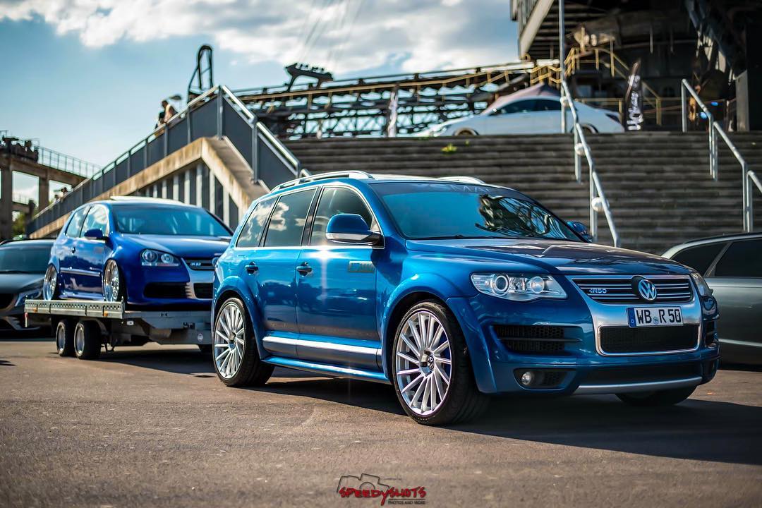 Touareg 2 оранжевый