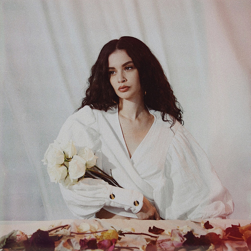 Sabrina Claudio – About Time (Extended Edition) (2017/2021) [FLAC 24bit/44,1kHz]