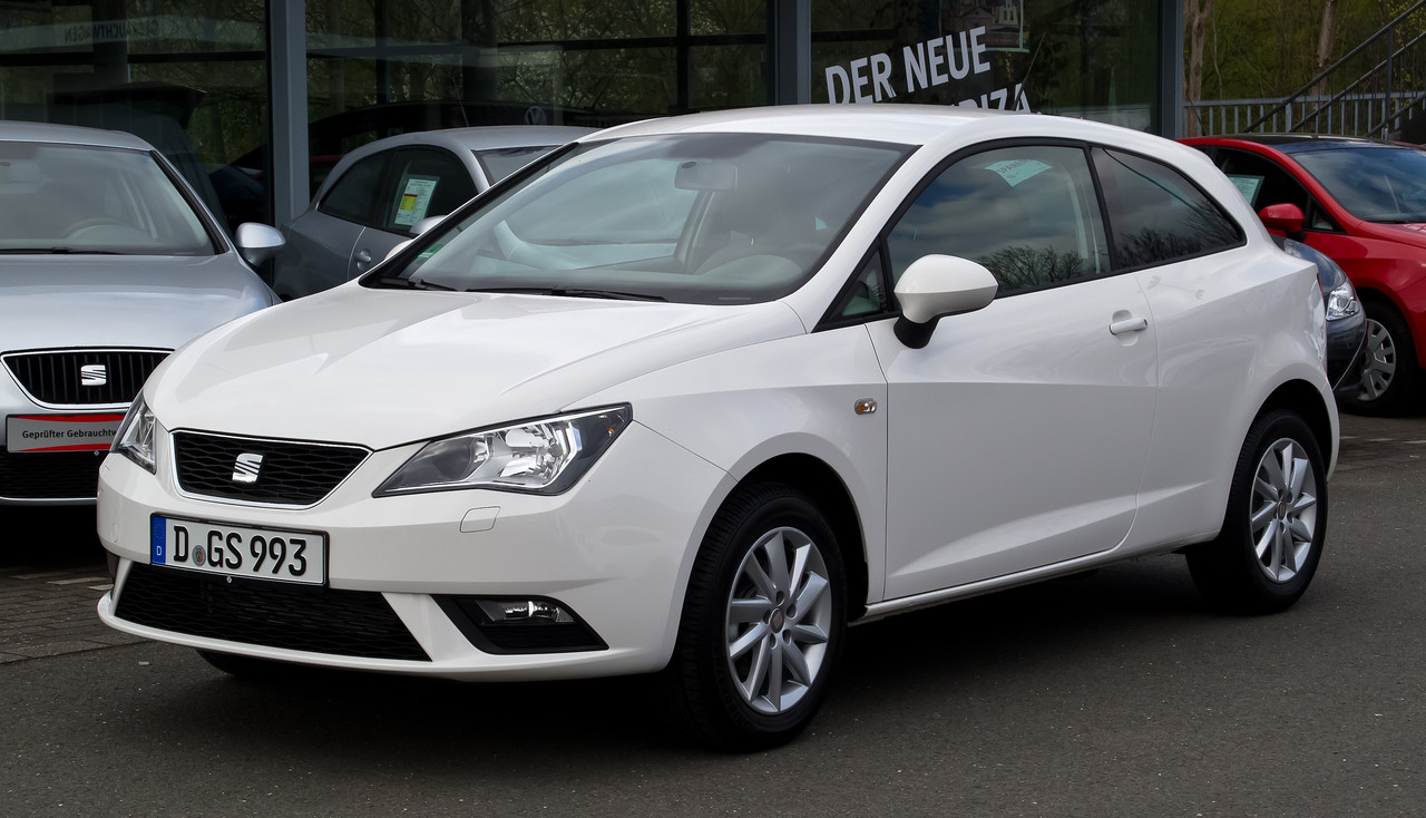 Seat_Ibiza_SC_Style_(6J,_Facelift)_–_Frontansich