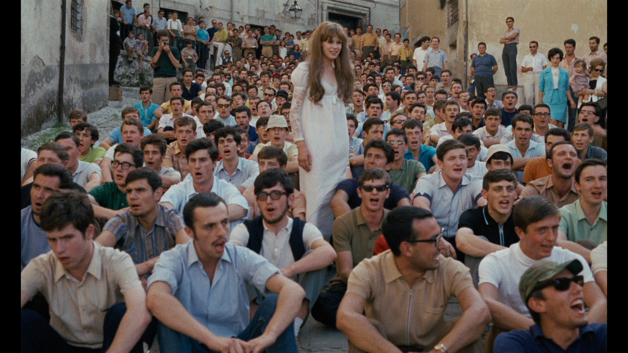 Haeschen.in.der.Grube.Rabbit.in.the.Pit.1969.2160p.UHD.BDREMUX.HDR.DV.HEVC-Нечипорук.mkv_snapshot_01