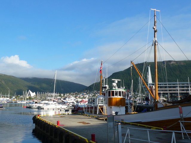 DÍA 4 – TROMSØ y embarque a las ISLAS LOFOTEN - 12 días por Noruega: Bergen - Tromsø - Islas Lofoten - Oslo (4)