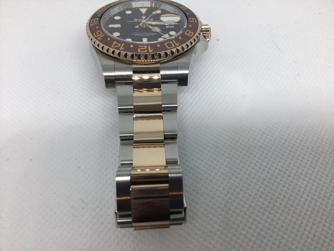 B4AD22BB-5F92-4F72-809C-E21D0D90B965