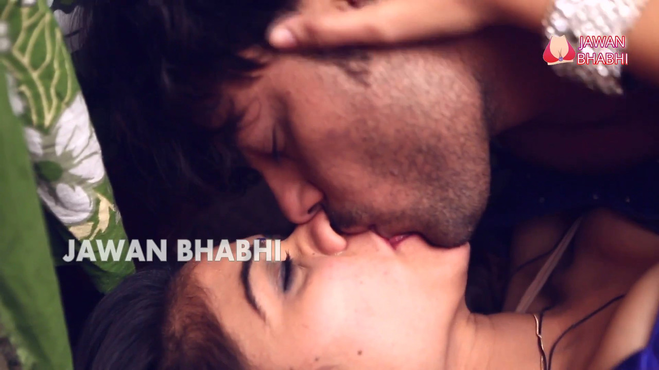 Garam Bhabhi Ki Bra Utari Tailor Ne.mp4_snapshot_05.53_[2021.09.25_15.53.14]