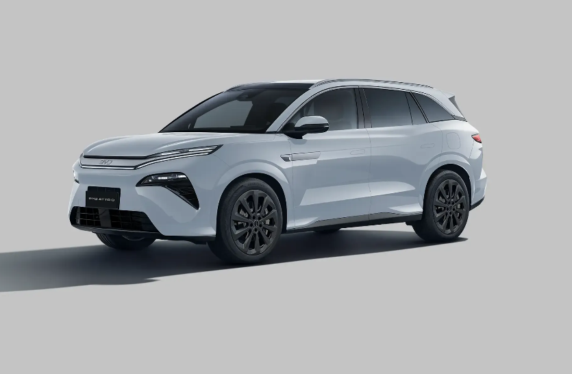 BYD Atto 8