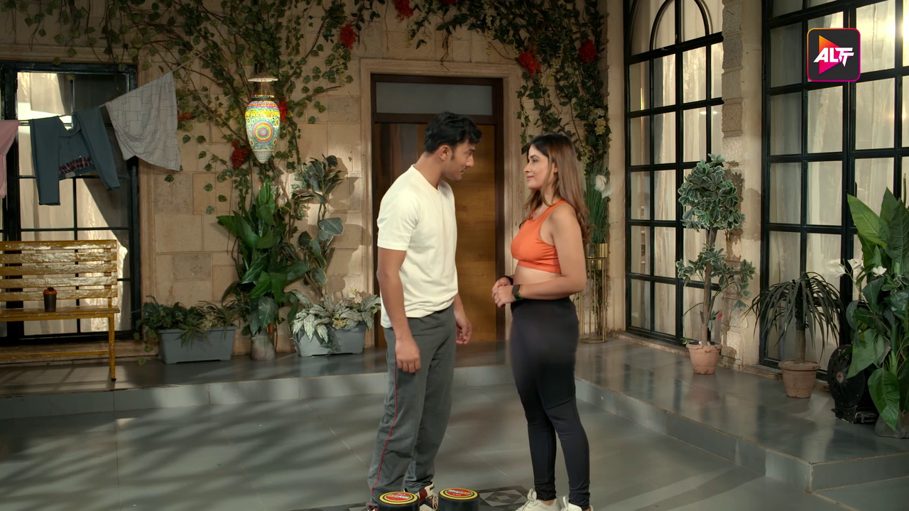 vlcsnap-2023-09-11-18h39m39s554