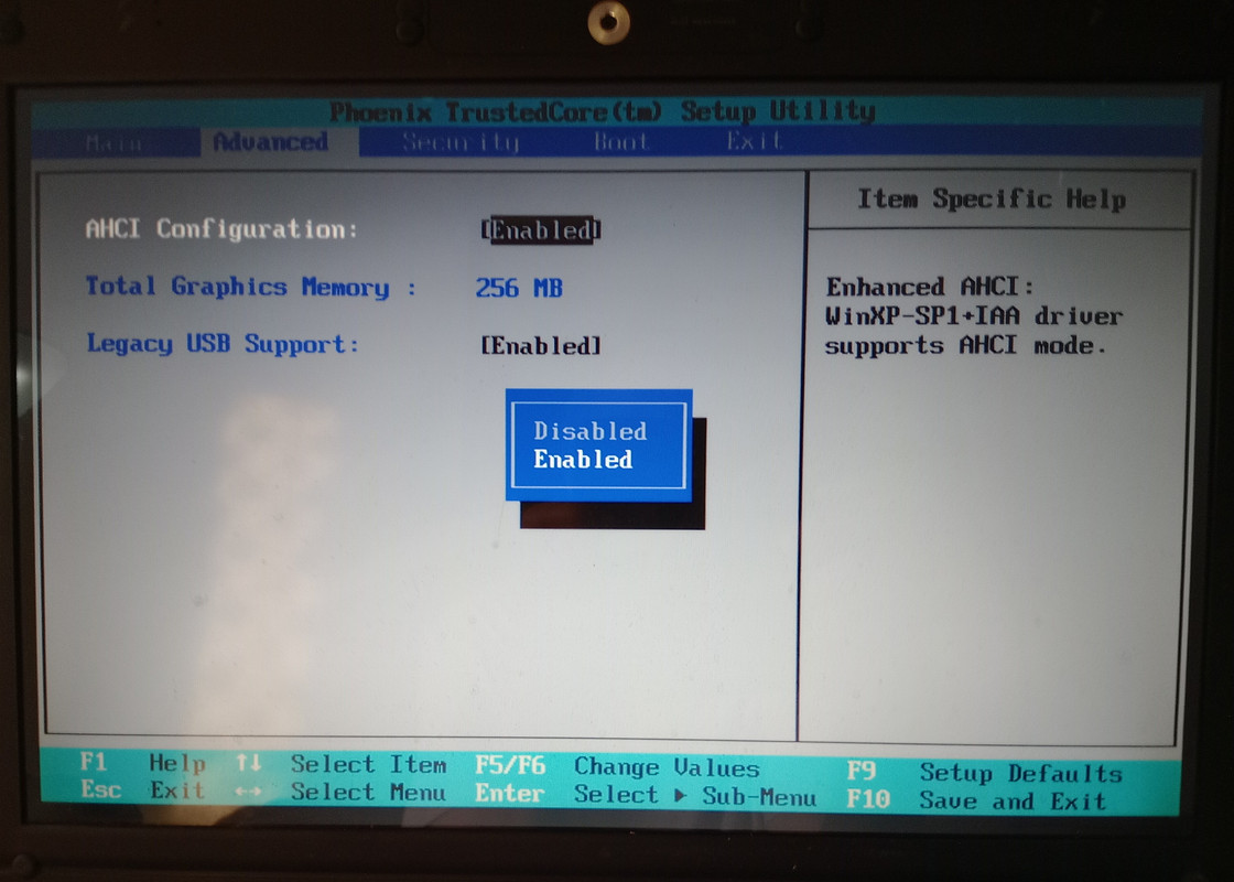 Как поменять AHCI