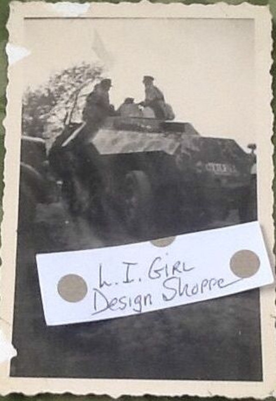 GERMANY Armoured Vehicle Soldiers (2)