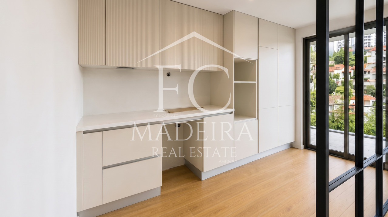 Apartamento T1 Novo com Varanda - Funchal