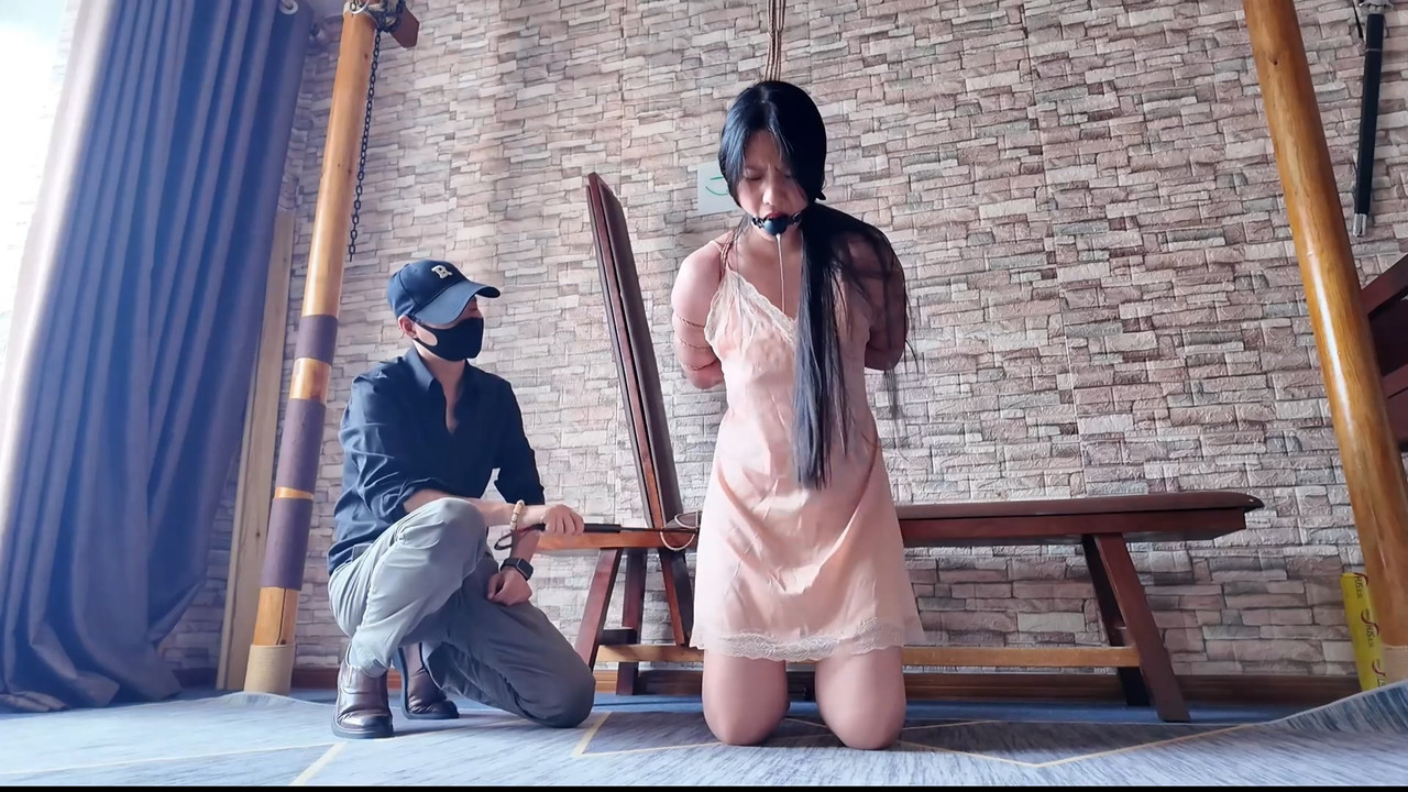 一绳所爱 老鬼定制紫涵闷热堵嘴炼狱 上.mp4_20250710_185231.643