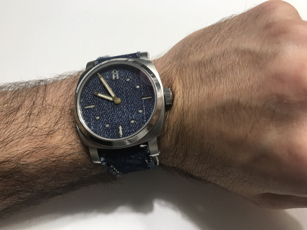 DB9030B1-57CC-4F7B-A29D-E8FFCF139C02