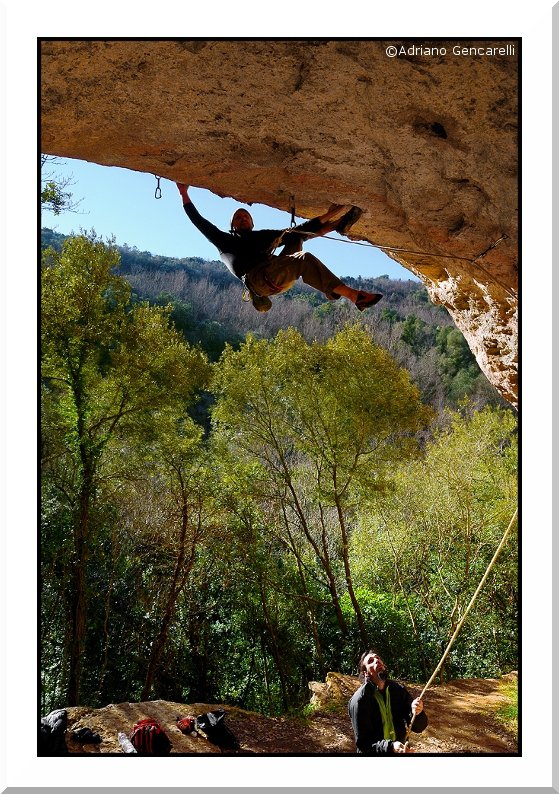 170535_1698608476421_894220_o