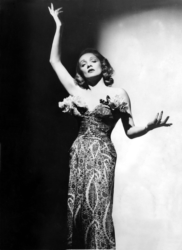 Marlene_Dietrich_c38