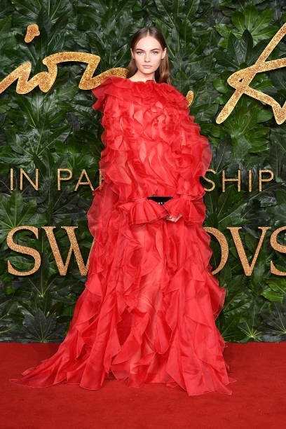 40999884_FranSummersarrivesatTheFashionAwards2018InPartnershipWi