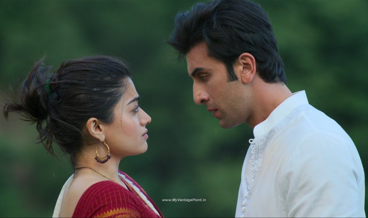 47-Rashmika-Mandanna-Hot-in-Animal-Movie-with-Ranbir-Kapoor