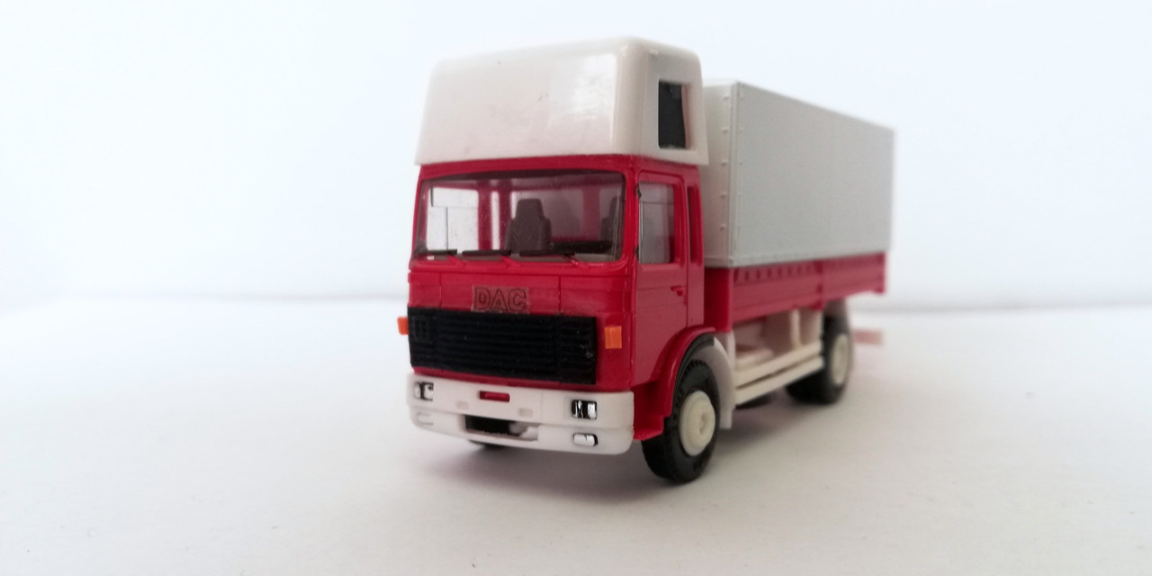 Mac (3084)