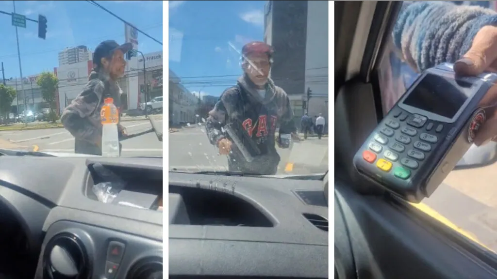 Limpiaparabrisas sorprende “cobrando” con terminal bancaria: su video es viral