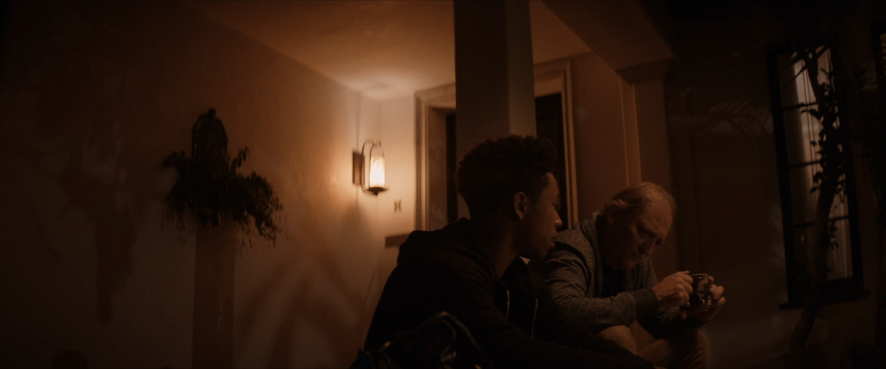 Sleight 2016 (1080p x265 10bit Tigole).mkv_snaps