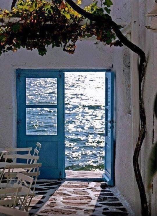 blue-door-ocean.jpg