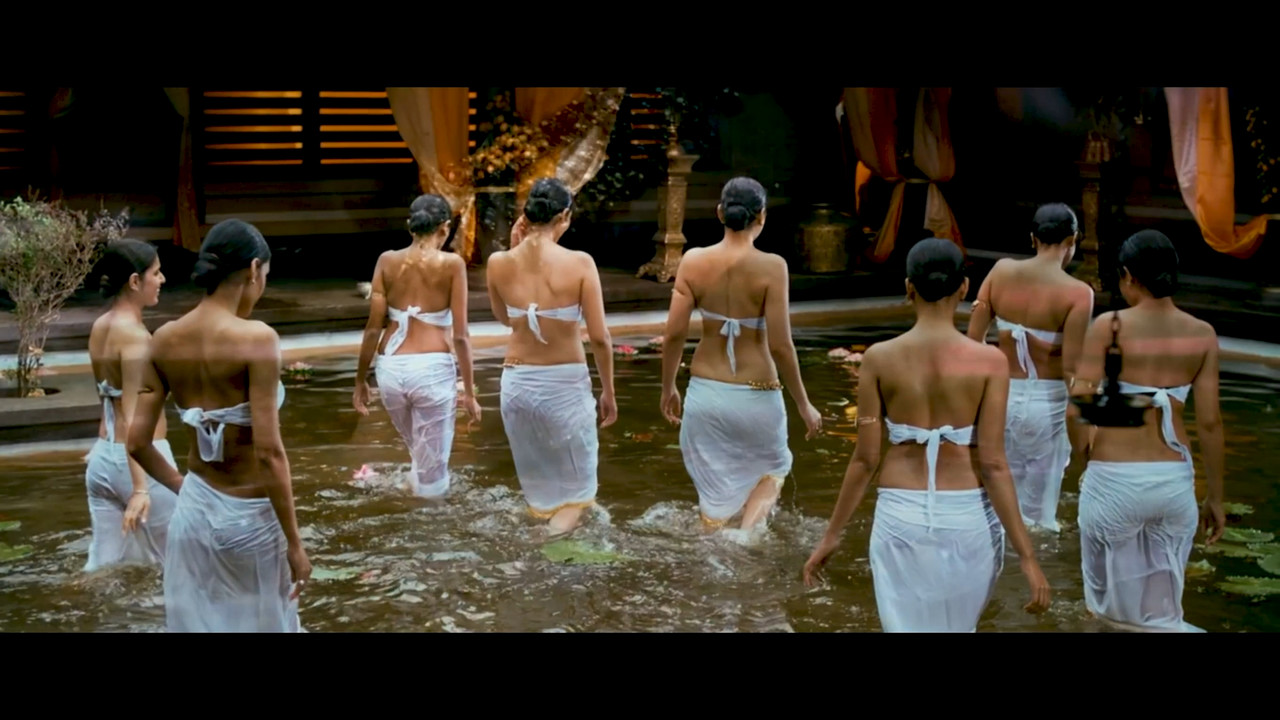 Ponnar Shankar 2011 Hot Song 4k.mp4_snapshot_01.09_[2020.12.12_00.08.47]