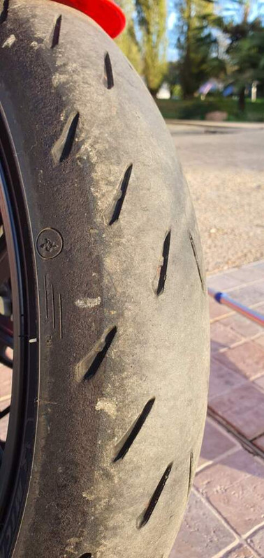 1F109389-1171-4943-8BD1-3ED8760C0683