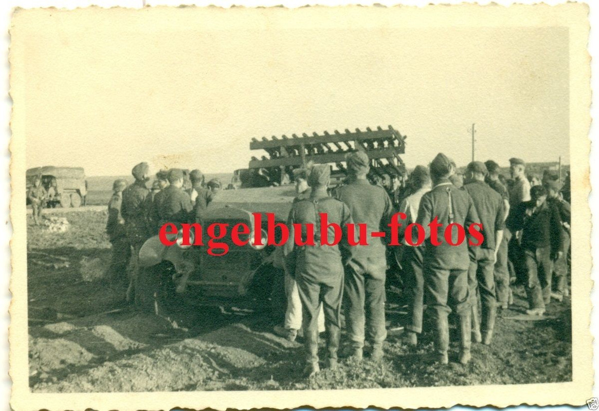 Rußland - FAHRZEUG - Russische STALINORGEL