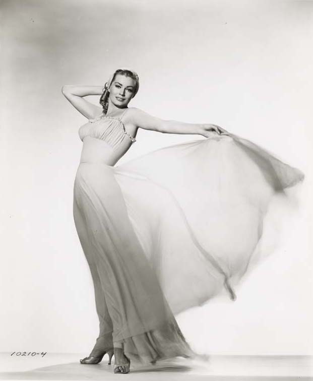 anita_ekberg_mb57