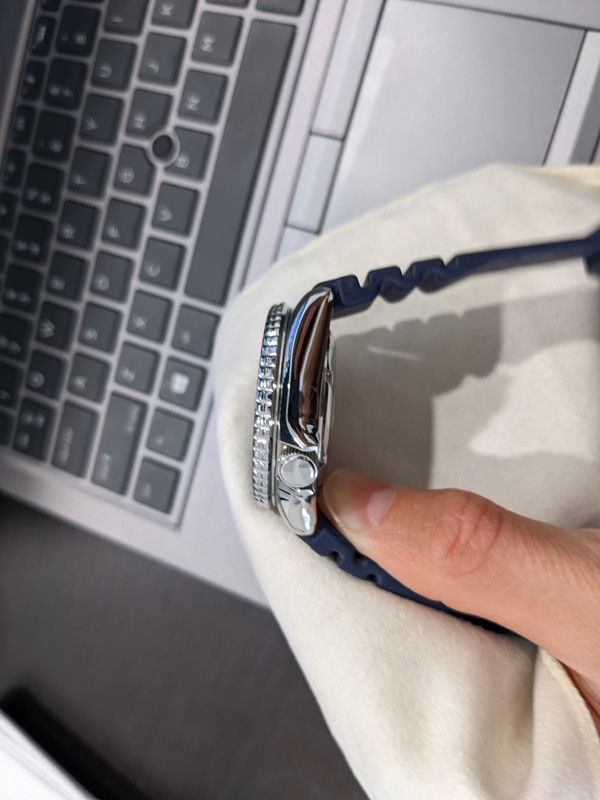 PXL_20211203_212555264.NIGHT