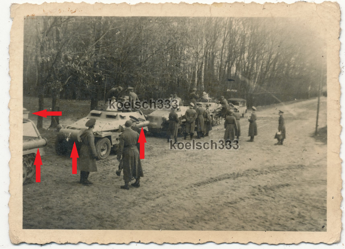 Foto Schützenpanzer mit Holzvergaser Technik Sd.Kfz. 250_Panzer Halbkette