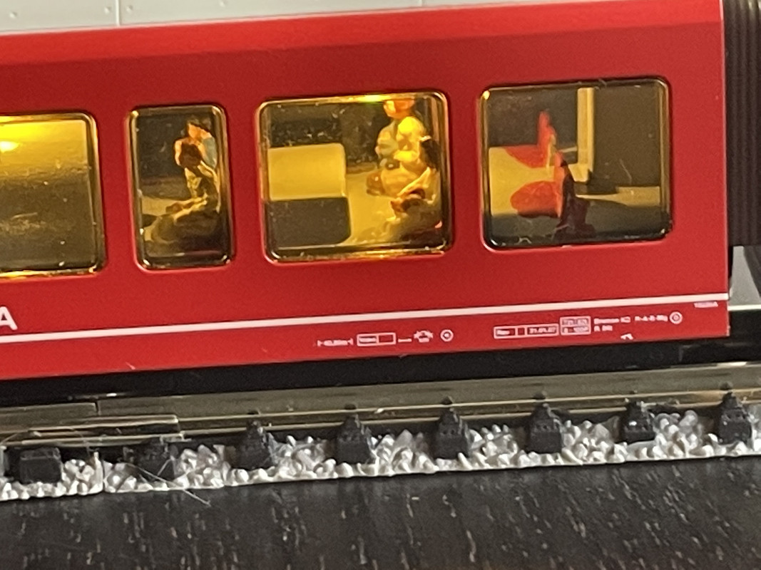 9A8AFE97-084E-45CB-8BBC-FBDDA096E63F