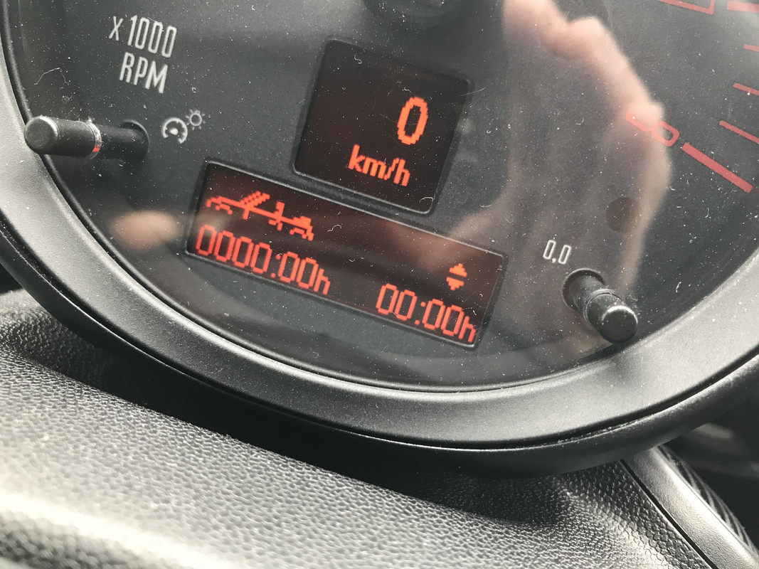 CF05DD8C-DFB4-4FB8-9104-7E0D3433D787