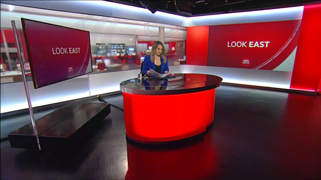 11.08 - 18.30.00 - This Is BBC One HD. Please switch over to BBC One.ts_snapshot_09.23.487