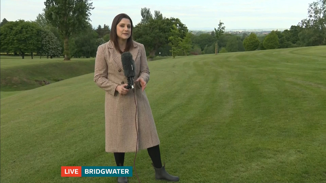 11 May - 18.00.00 - ITV News London. The latest news in London and the....ts_snapshot_30.18_[2020.05